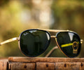 New Stylish Black & Gold 4414 Wayfarer Master Pcs Sunglass For Unisex