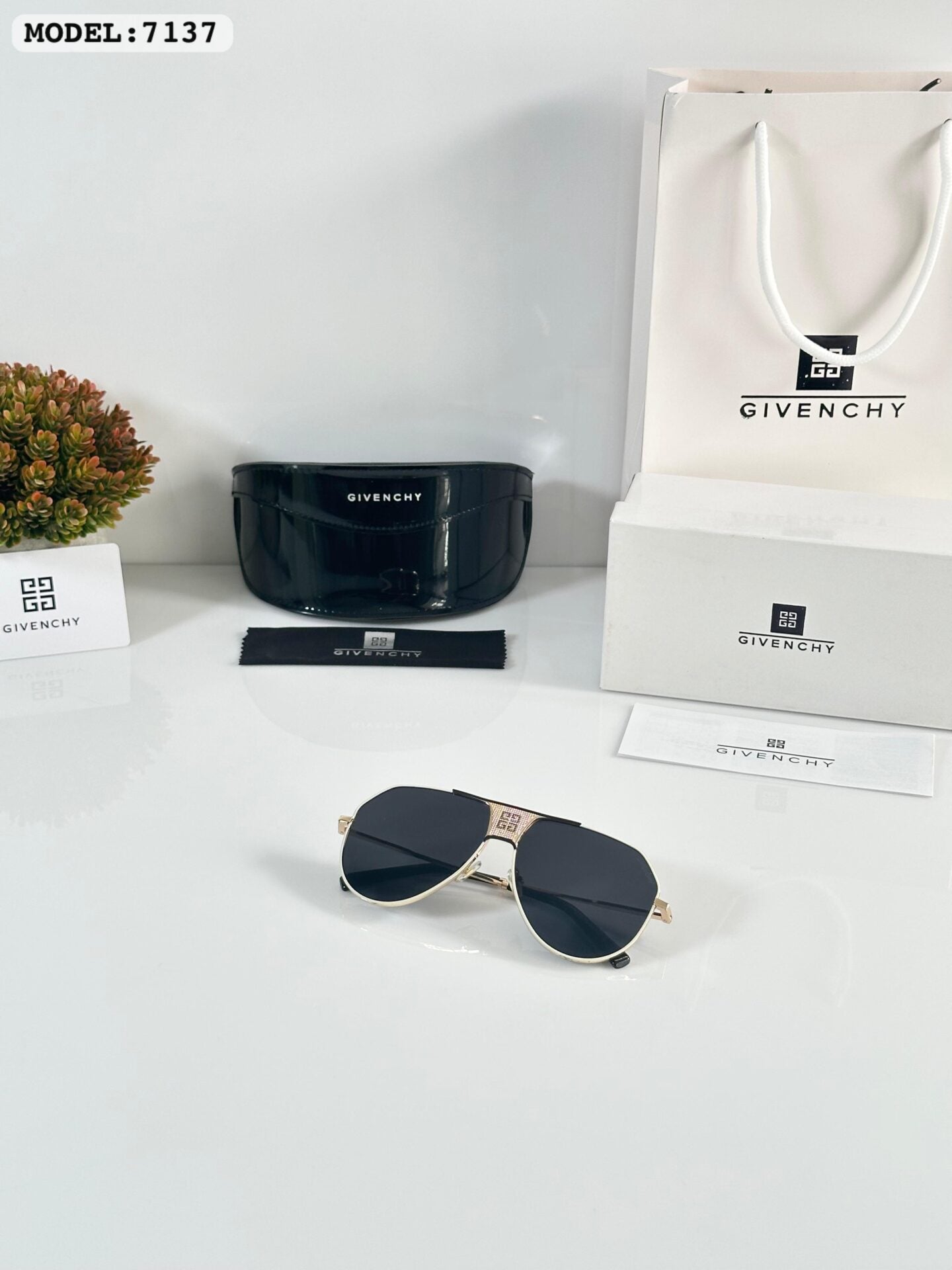 Black & Gold Sunglasses for Unisex