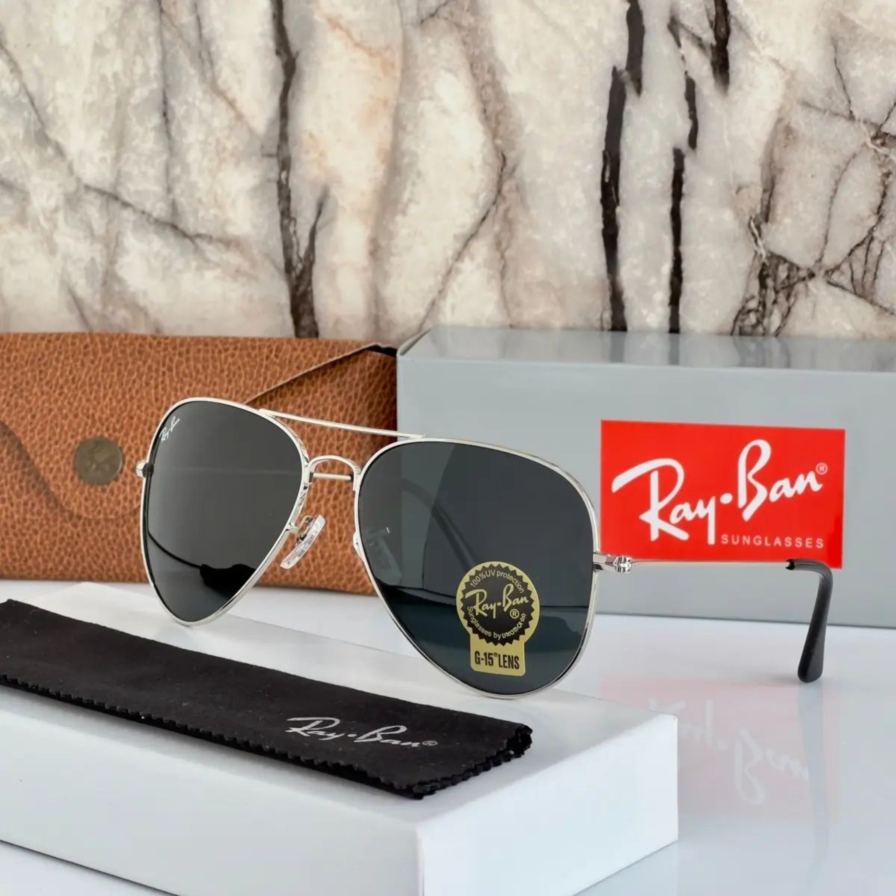 New Stylish Aviator 3026 Black and SIlver Sunglasses for men and women.