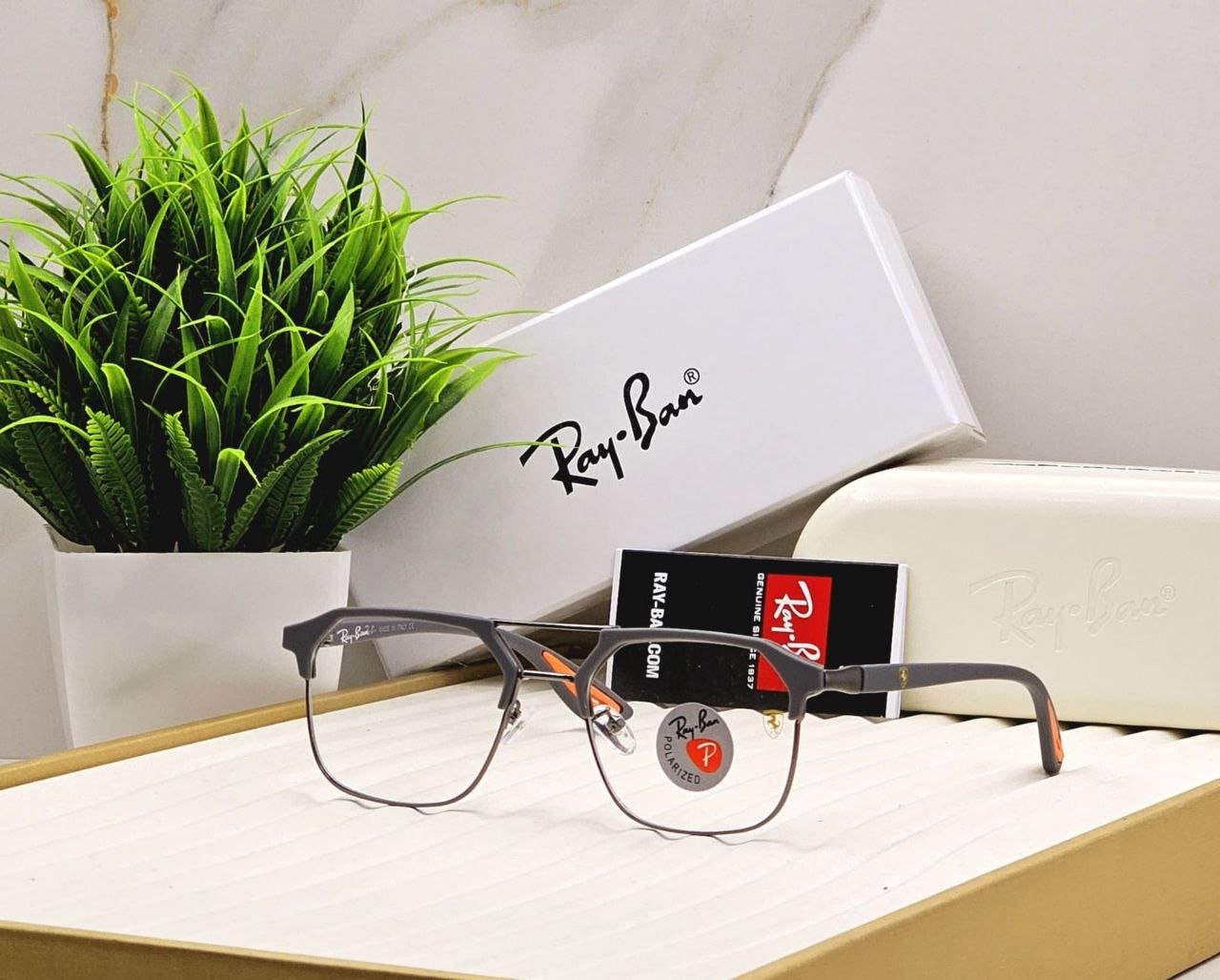 Ray Ban Grey Clear Sunglass For Daily Causal Evergreen UV Protected For Unisex