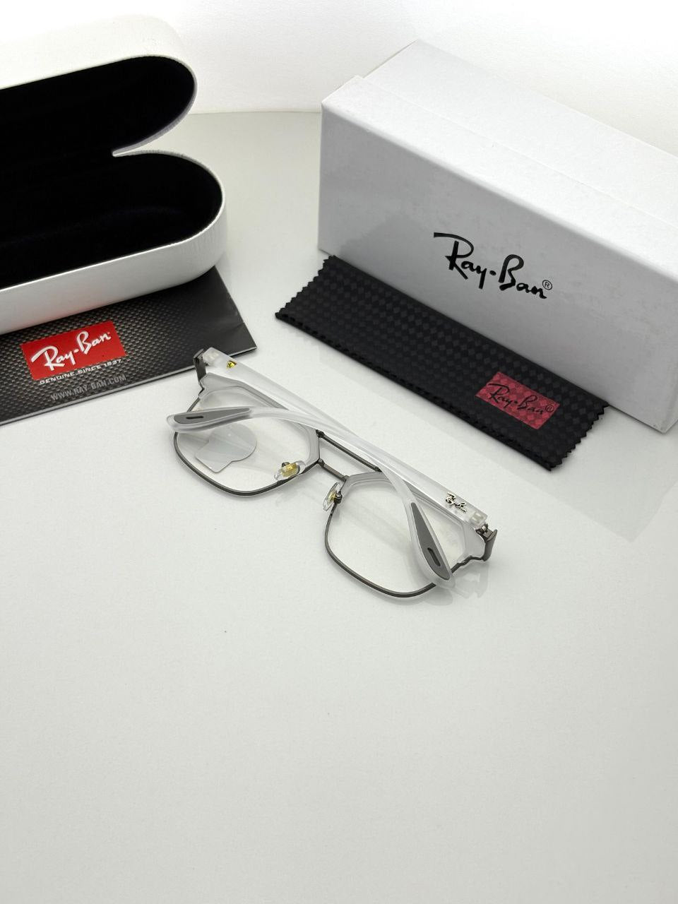 Ray Ban White Clear Sunglass For Daily Causal Evergreen UV Protected For Unisex.